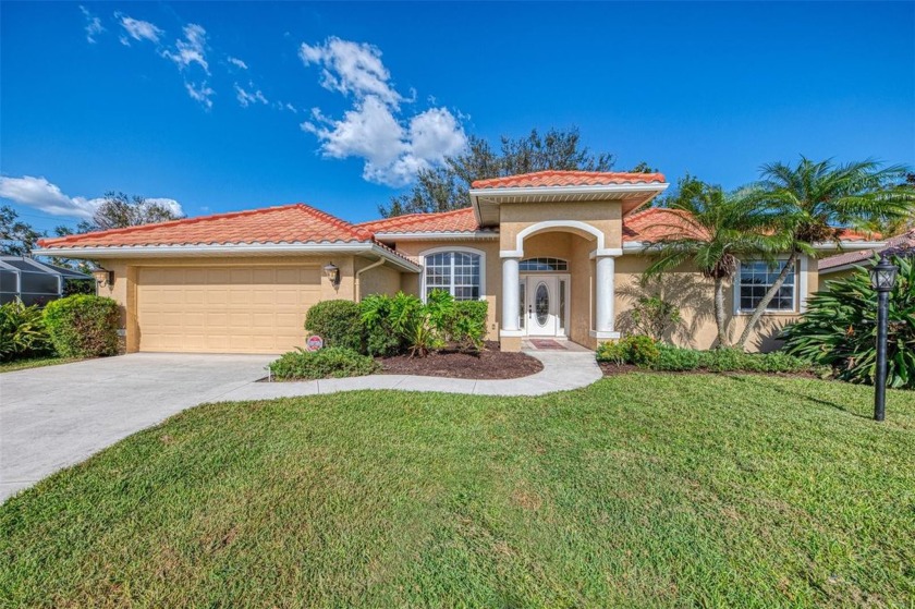 NEW TILE ROOF. Beautiful home in the highly desirable McIntosh - Beach Home for sale in Sarasota, Florida on Beachhouse.com