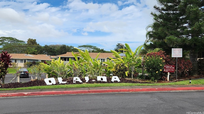 Welcome to Olaloa a gated 55+ year old community in Mililani - Beach Condo for sale in Mililani, Hawaii on Beachhouse.com