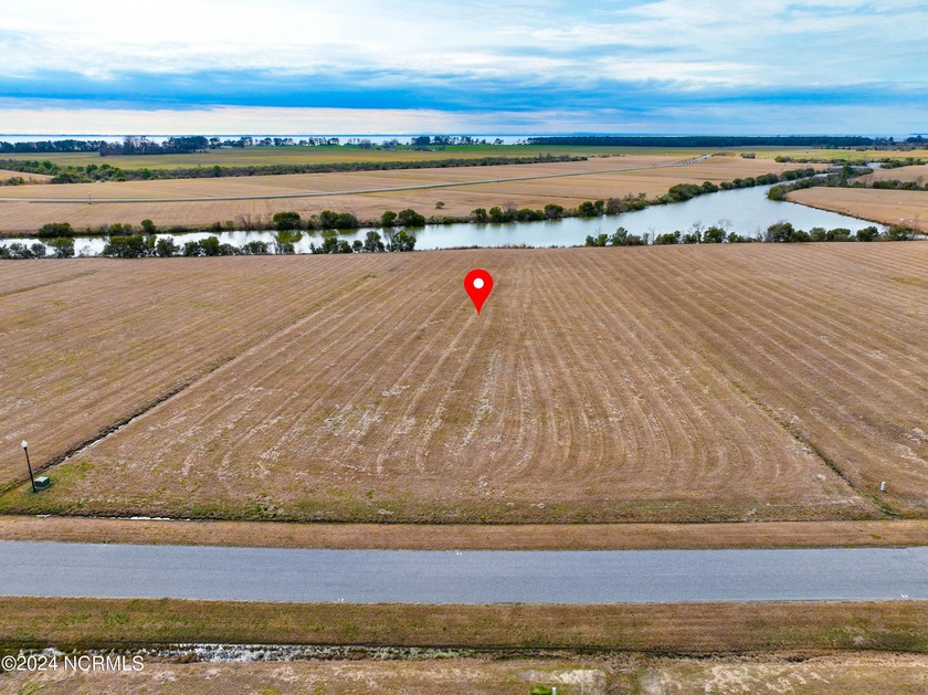 You can have the best of both worlds on this 2.50-acre canal - Beach Acreage for sale in Hertford, North Carolina on Beachhouse.com