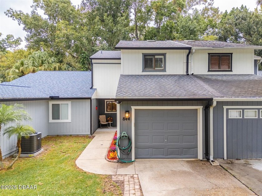 Step inside this beautifully updated two-story townhome, one of - Beach Townhome/Townhouse for sale in Port Orange, Florida on Beachhouse.com