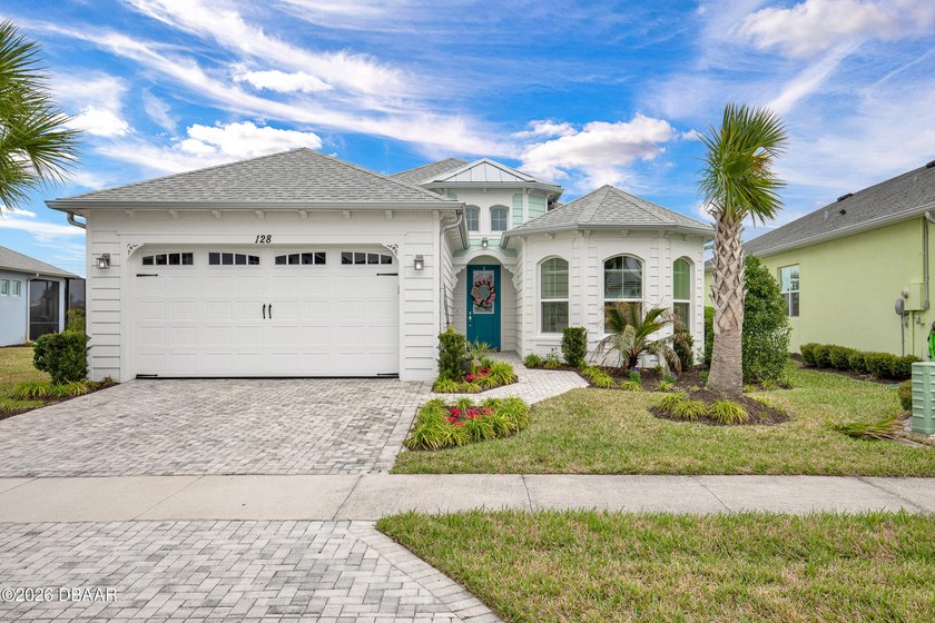 Discover this rare Parrot model home where traditional meets - Beach Home for sale in Daytona Beach, Florida on Beachhouse.com
