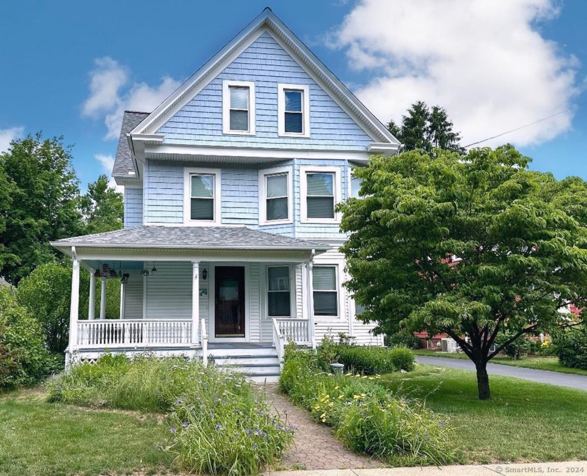 Beautifully built turn-of-the-century Victorian on park-like - Beach Home for sale in West Haven, Connecticut on Beachhouse.com