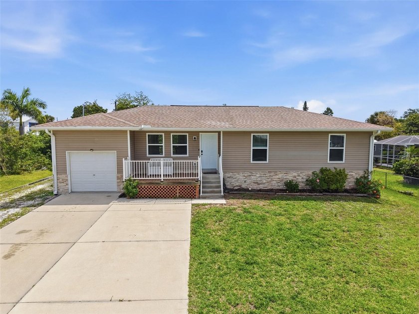 OPEN CONCEPT LIVING | Punta Gorda

This well-maintained - Beach Home for sale in Punta Gorda, Florida on Beachhouse.com