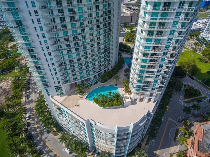 Experience Luxury high rise living in the heart of - Beach Condo for sale in Miami, Florida on Beachhouse.com