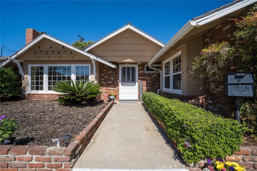 A + Street, Peaceful, Prime Center of Tract, Tree Lined Street - Beach Home for sale in Rossmoor, California on Beachhouse.com