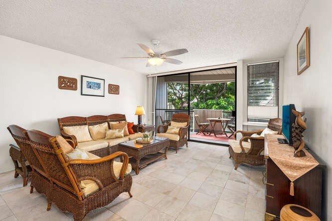 Lovely 1 bed, 1 bath condo with beautiful upgrades, low HOA fees - Beach Condo for sale in Kailua Kona, Hawaii on Beachhouse.com