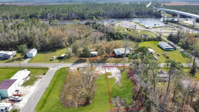Flexibility and convenience wrapped into one!  With the option - Beach Lot for sale in Wewahitchka, Florida on Beachhouse.com