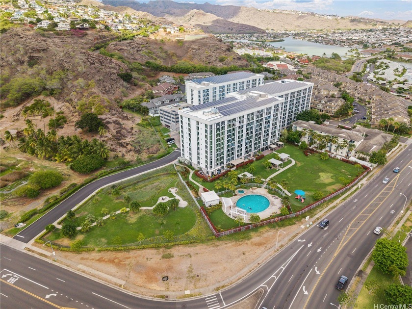 Step into your amazing FLEX home opportunity! This well - Beach Condo for sale in Honolulu, Hawaii on Beachhouse.com