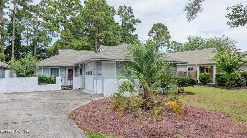 Nestled in one of Hampstead's most desirable neighborhoods, this - Beach Home for sale in Hampstead, North Carolina on Beachhouse.com
