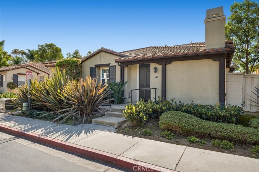 Rare Single-story townhome in the Santalana neighborhood in - Beach Townhome/Townhouse for sale in San Clemente, California on Beachhouse.com