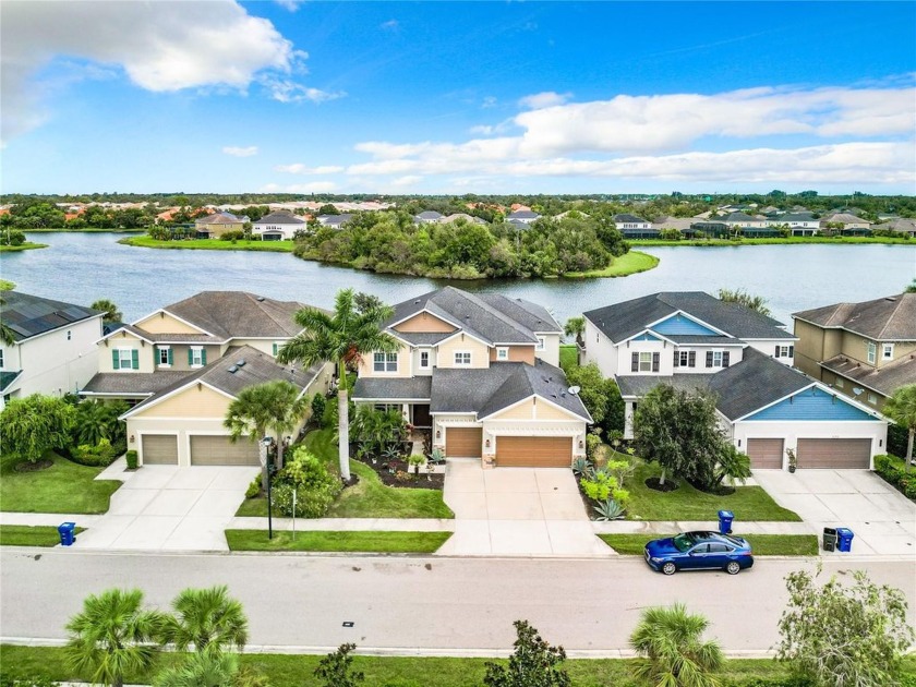 Stunning lakefront home. Not in a flood zone. Situated in the - Beach Home for sale in Sarasota, Florida on Beachhouse.com