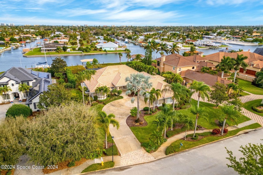 Pure classy elegance with an open layout that envelops the - Beach Home for sale in Indian Harbour Beach, Florida on Beachhouse.com