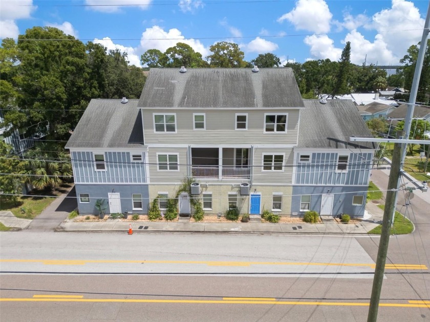 Under contract-accepting backup offers. Nestled in the desirable - Beach Townhome/Townhouse for sale in Tampa, Florida on Beachhouse.com