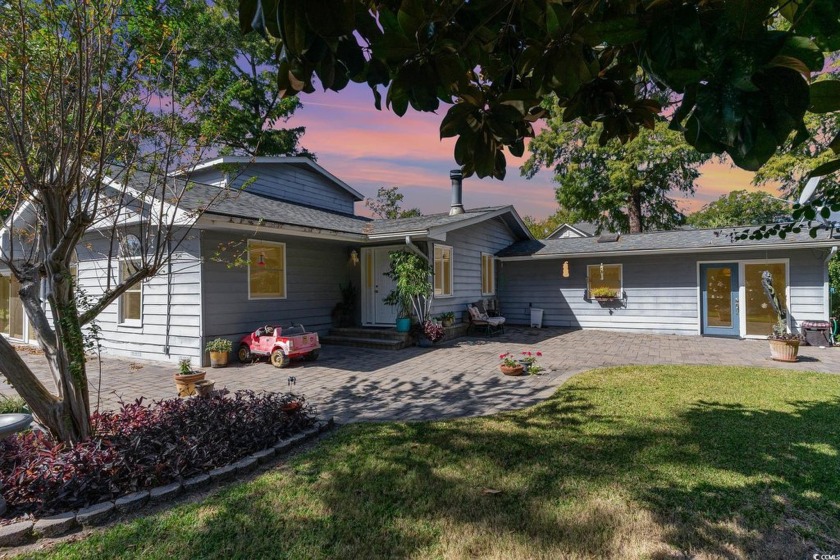 This is an elegantly constructed 4-bedroom/3-bathroom home - Beach Home for sale in Myrtle Beach, South Carolina on Beachhouse.com