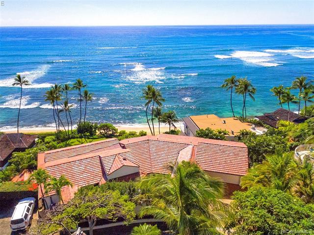 View! View! View! Rare opportunity to own a secluded home on the - Beach Home for sale in Honolulu, Hawaii on Beachhouse.com
