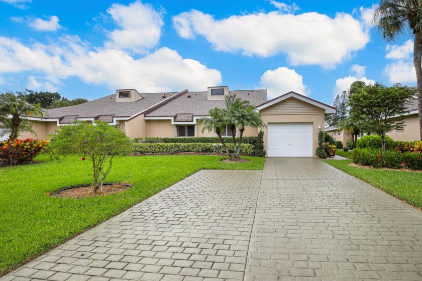 This meticulously updated home combines timeless elegance with - Beach Home for sale in Lake Worth, Florida on Beachhouse.com