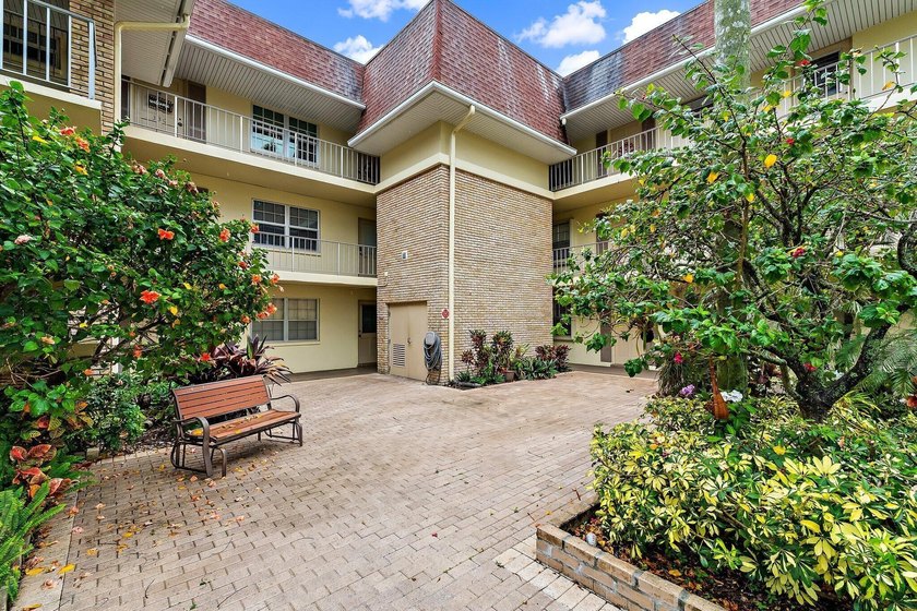 Don't miss this lowest-priced renovated first-floor condo in - Beach Condo for sale in Palm Beach Gardens, Florida on Beachhouse.com