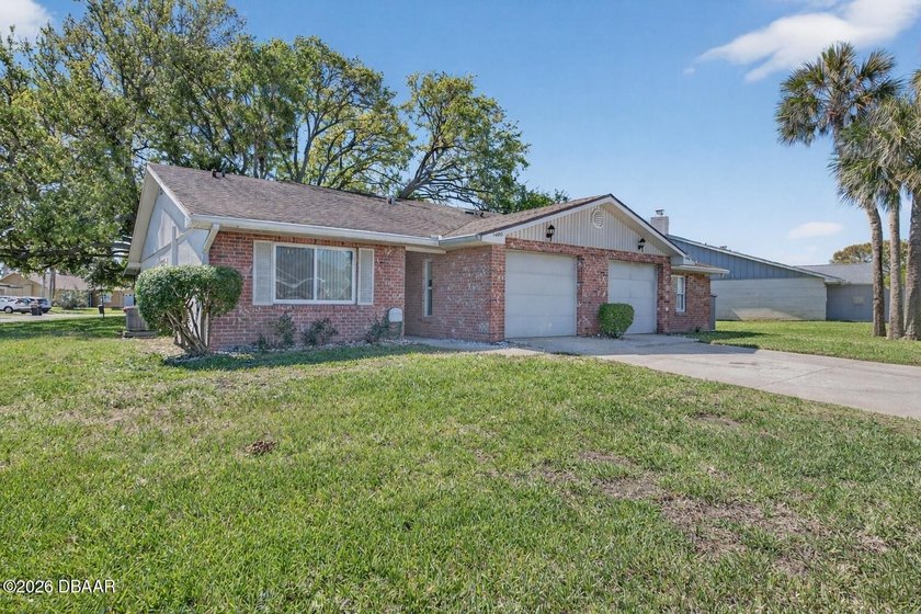 Both sides of this duplex are for sale, 1400 & 1402 Portobello - Beach Home for sale in Port Orange, Florida on Beachhouse.com