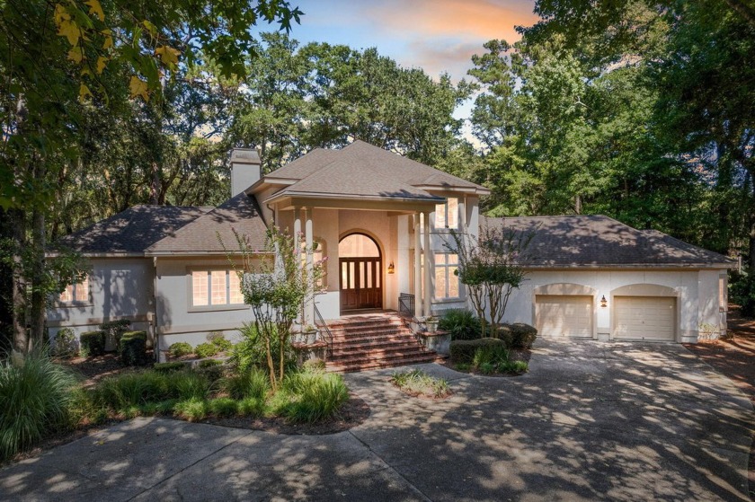 Beautifully updated, this gorgeous 4,300+ sq ft home over looks - Beach Home for sale in Seabrook Island, South Carolina on Beachhouse.com