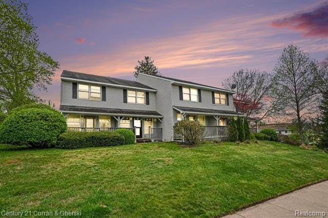 Welcome to 650 Conger, Unit 2! Pride of ownership in this - Beach Condo for sale in South Haven, Michigan on Beachhouse.com