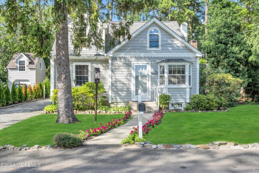 Charming 2200 sqft craftsman cape located in the quaint - Beach Home for sale in Pine Beach, New Jersey on Beachhouse.com