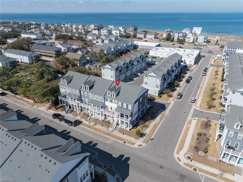 Stunning coastal luxury just one block from the beach! Enjoy - Beach Townhome/Townhouse for sale in Norfolk, Virginia on Beachhouse.com