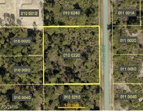 Prime Residential Lot in Lehigh Acres! Situated in a growing - Beach Lot for sale in Lehigh Acres, Florida on Beachhouse.com