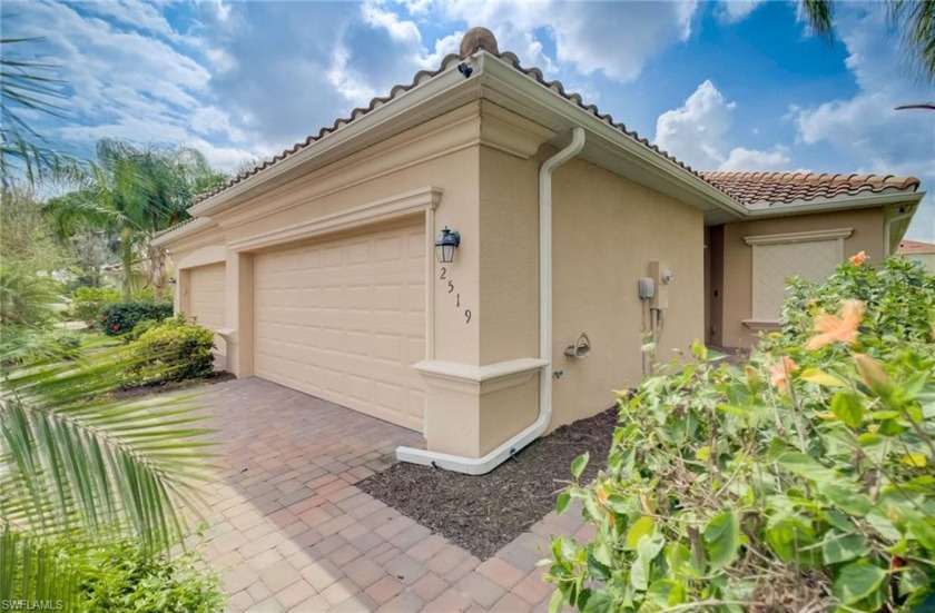 Are you on the hunt for a villa near bustling amenities without - Beach Home for sale in Naples, Florida on Beachhouse.com