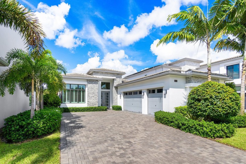 Rarely available one-story, 4 bedroom ''Rialto'' model in the - Beach Home for sale in Boca Raton, Florida on Beachhouse.com