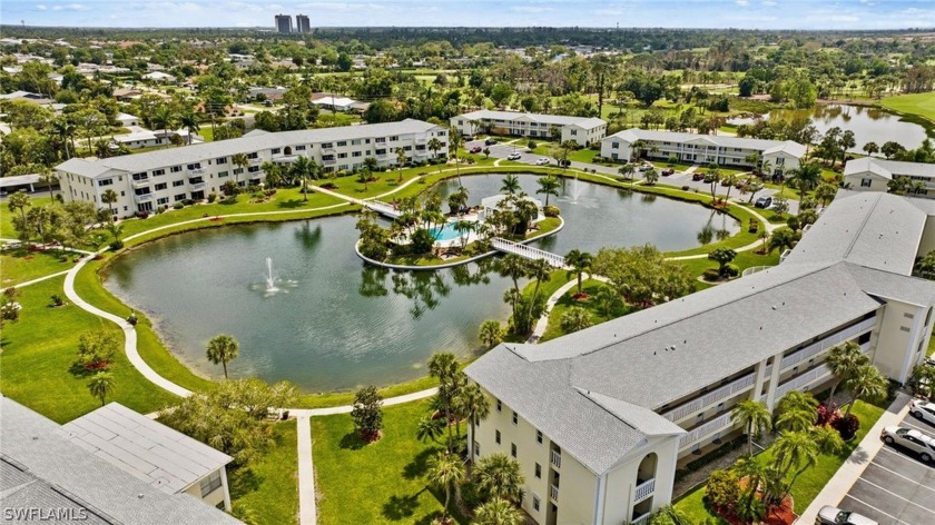 This Third-Floor End Unit at Stratford Place boasts stunning - Beach Condo for sale in Fort Myers, Florida on Beachhouse.com