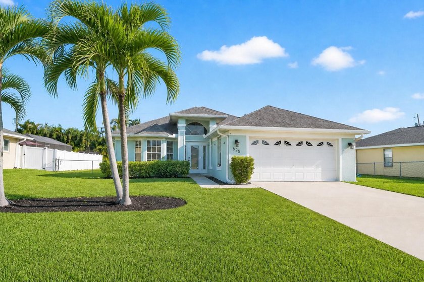 Meticulous, turnkey home with excellent natural light throughout - Beach Home for sale in Cape Coral, Florida on Beachhouse.com