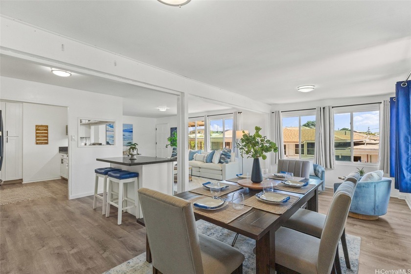 Discover this beautifully remodeled 3-bedroom, 2-bath home with - Beach Home for sale in Pearl City, Hawaii on Beachhouse.com