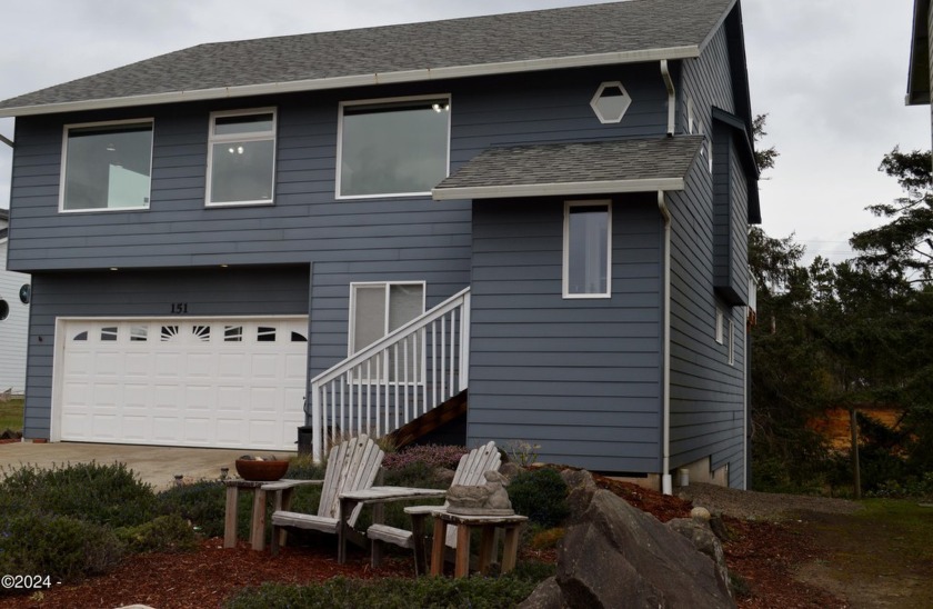 This lovely Ocean View home has that Wow factor. You will enjoy - Beach Home for sale in Newport, Oregon on Beachhouse.com