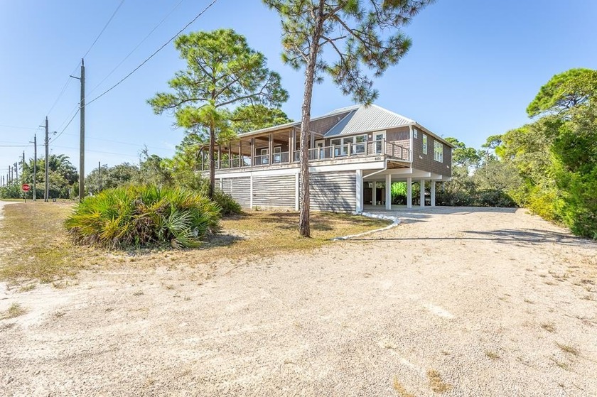 Prime Corner lot with Direct Beach Access, this well appointed - Beach Home for sale in St. George Island, Florida on Beachhouse.com