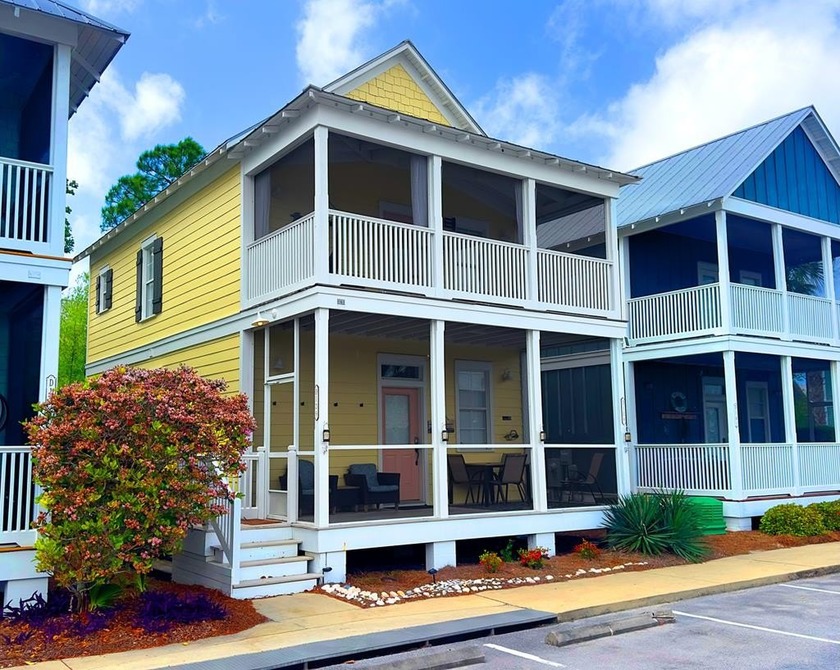 This charming home located in Barefoot Cottages is the perfect - Beach Home for sale in Port St Joe, Florida on Beachhouse.com