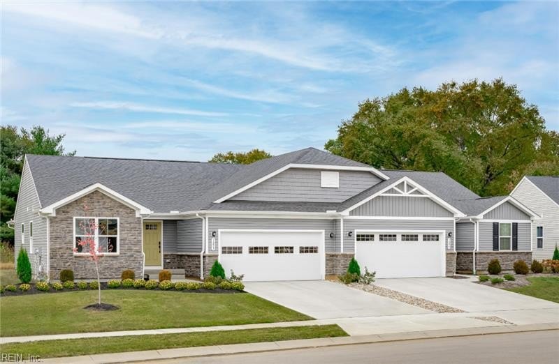 MOVE IN MAY! The Barbados Isle offers easy main level living in - Beach Home for sale in Suffolk, Virginia on Beachhouse.com