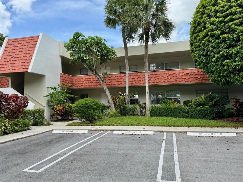 Exceptional opportunity to acquire a spacious 3-bedroom - Beach Condo for sale in Pompano Beach, Florida on Beachhouse.com