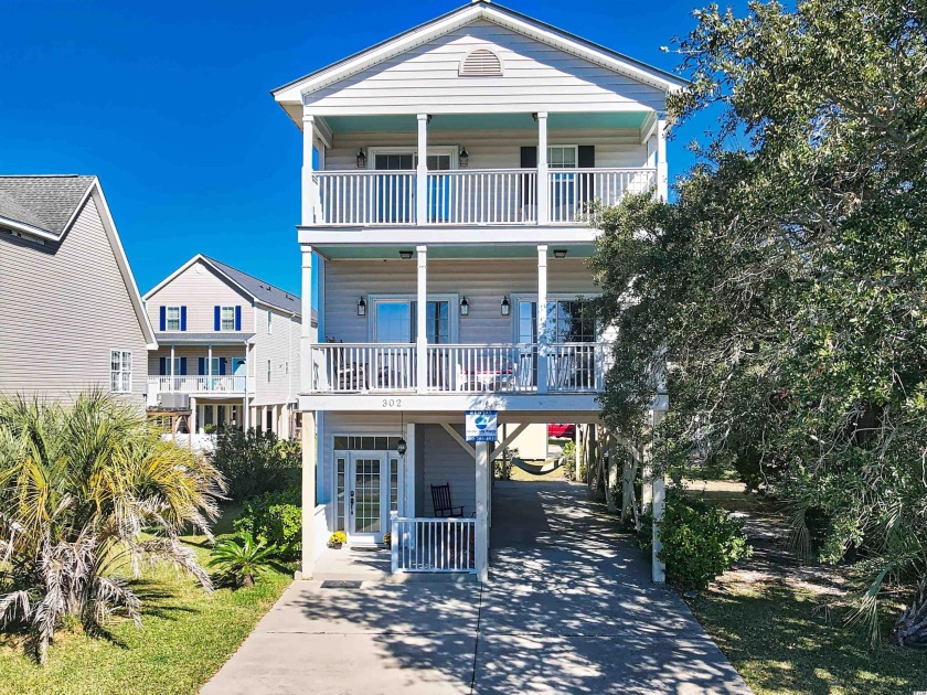 Welcome Home to 302 Seabreeze Dr in Garden City. Sitting - Beach Home for sale in Murrells Inlet, South Carolina on Beachhouse.com