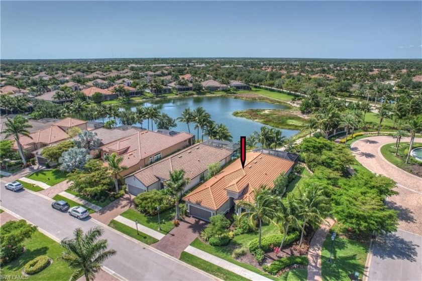 Elegant LAKEFRONT POOL Home on a PRIVATE corner lot in Oyster - Beach Home for sale in Naples, Florida on Beachhouse.com