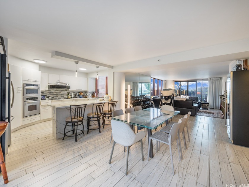 Experience the best of urban island living in this spacious - Beach Condo for sale in Honolulu, Hawaii on Beachhouse.com