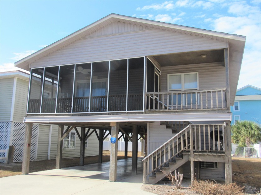 Don't miss this quaint, well maintained, furnished raised beach - Beach Home for sale in North Myrtle Beach, South Carolina on Beachhouse.com