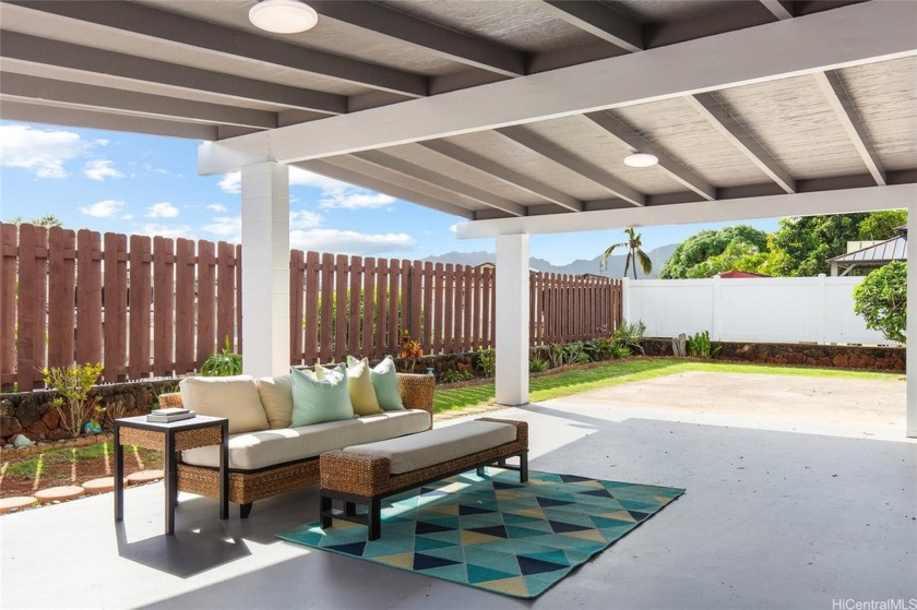 This beautifully renovated Mililani home offers versatility - Beach Home for sale in Mililani, Hawaii on Beachhouse.com