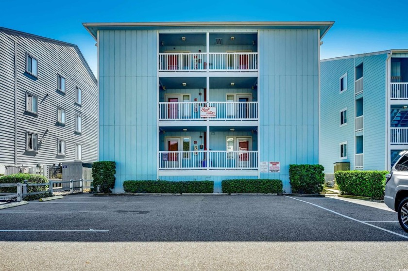 Beautifully updated and wonderfully renovated, 3 bedroom, 2 - Beach Condo for sale in North Myrtle Beach, South Carolina on Beachhouse.com