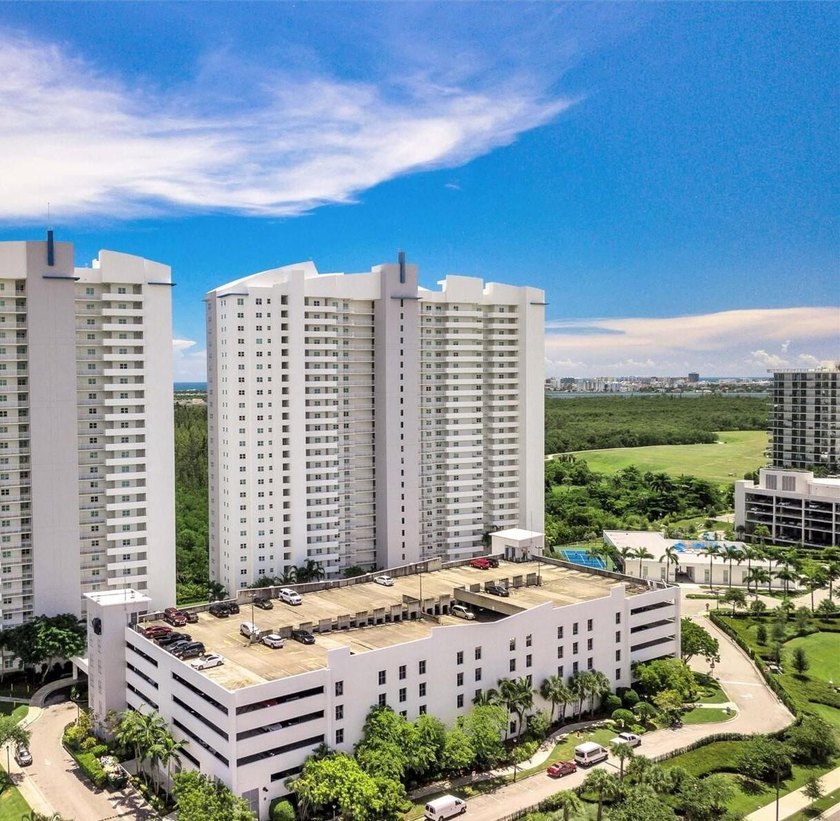 Spacious 2-bedroom, 2.5-bath unit with private, serene views - Beach Condo for sale in North Miami, Florida on Beachhouse.com