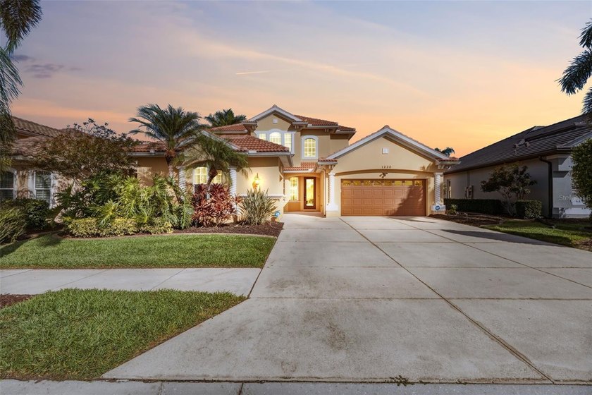 Experience the ultimate Florida lifestyle in this beautiful - Beach Home for sale in North Port, Florida on Beachhouse.com
