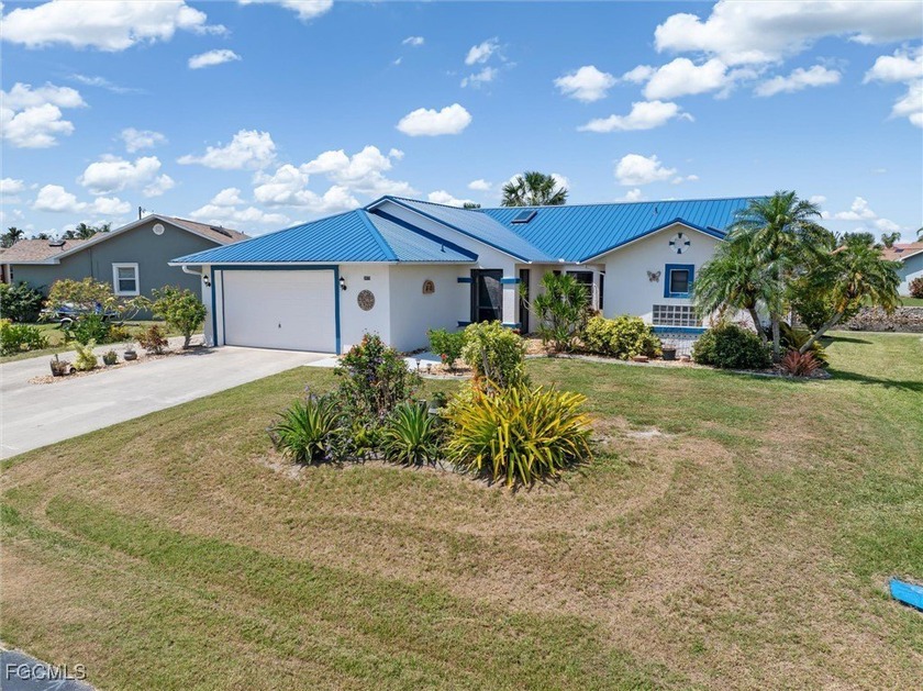 TURNKEY HOME in WATERFRONT PARADISE IN SEBASTIAN HARBOR! - Beach Home for sale in Punta Gorda, Florida on Beachhouse.com