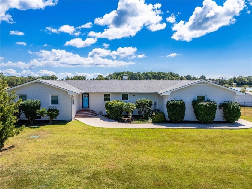 Located on Rock Hole Creek, with over 900 feet of protected - Beach Home for sale in Reedville, Virginia on Beachhouse.com