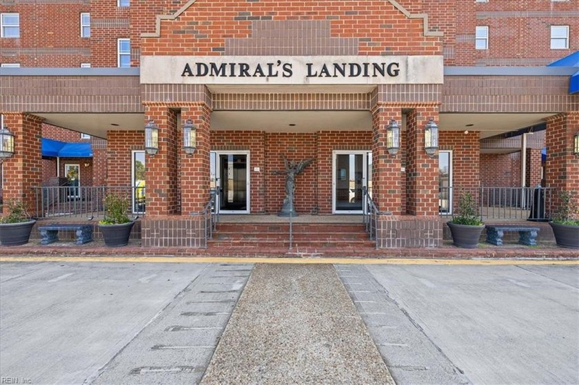 Waterfront living at it's finest in Admiral's Landing, boasting - Beach Condo for sale in Portsmouth, Virginia on Beachhouse.com