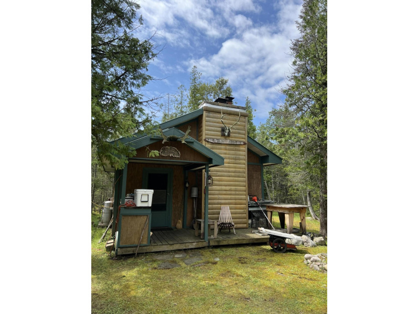 Broken Arrow Lodge is the quintessential hunting cabin! Off grid - Beach Home for sale in Bois Blanc Island, Michigan on Beachhouse.com