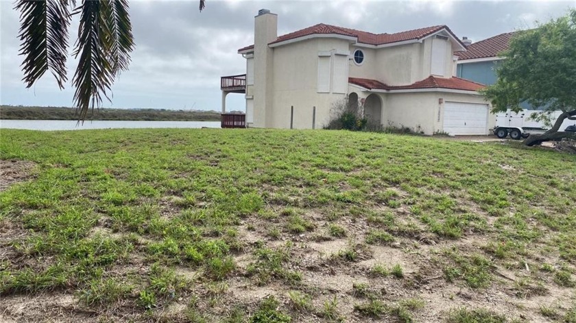 Stunning Waterfront Island Lot! Situated on a sought-after - Beach Lot for sale in Corpus Christi, Texas on Beachhouse.com